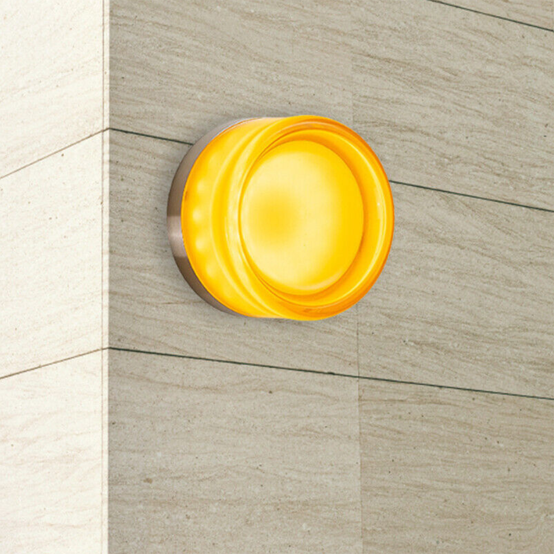 Moderne væglampe med struktureret diffuser