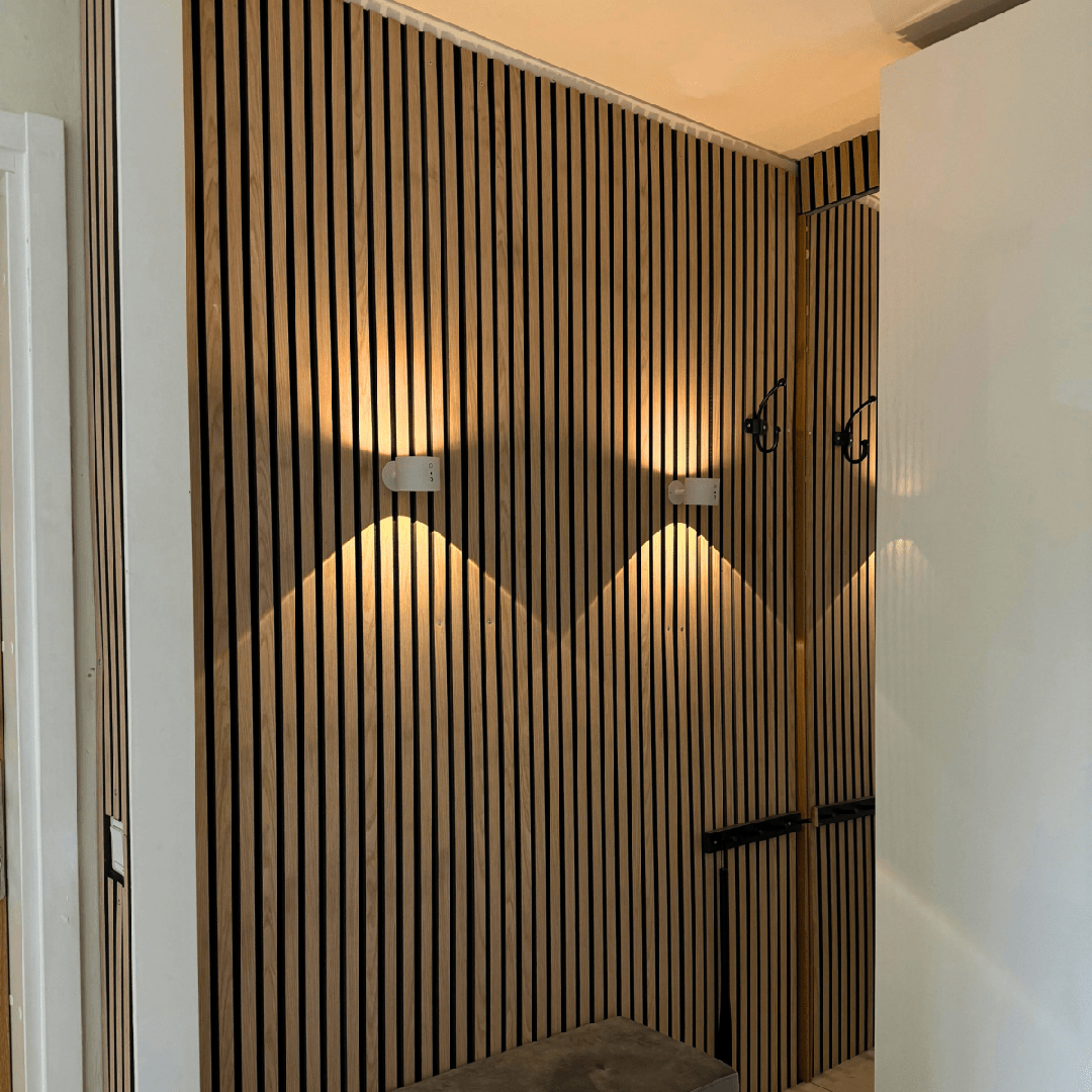 Trådløs LED væglampe – justerbar lysstyrke og farvetemperatur