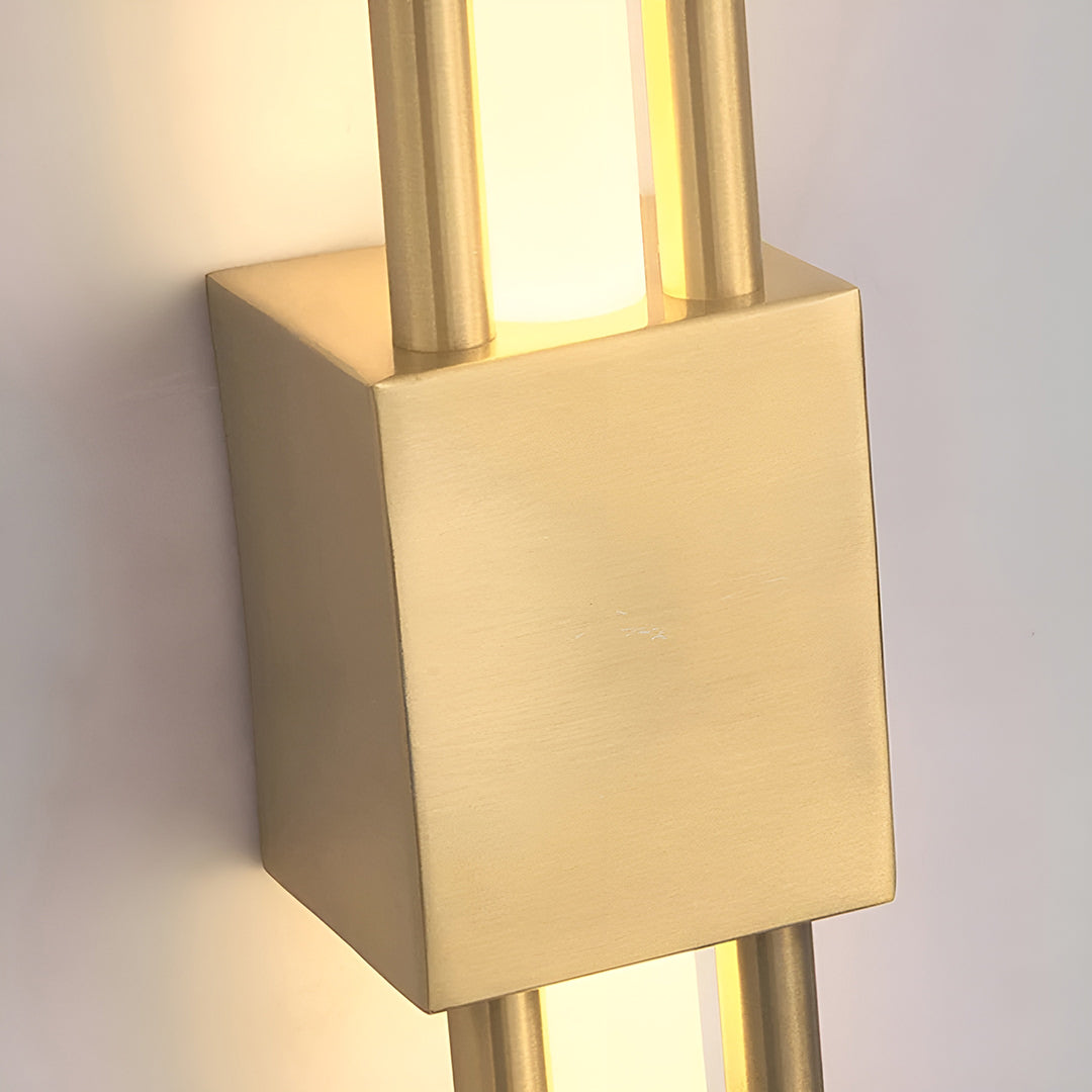Sort Og Guld LED Væglampe I Luksuriøst Moderne Design