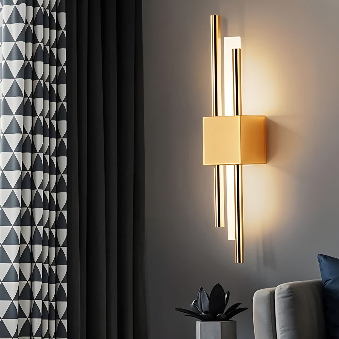 Sort Og Guld LED Væglampe I Luksuriøst Moderne Design