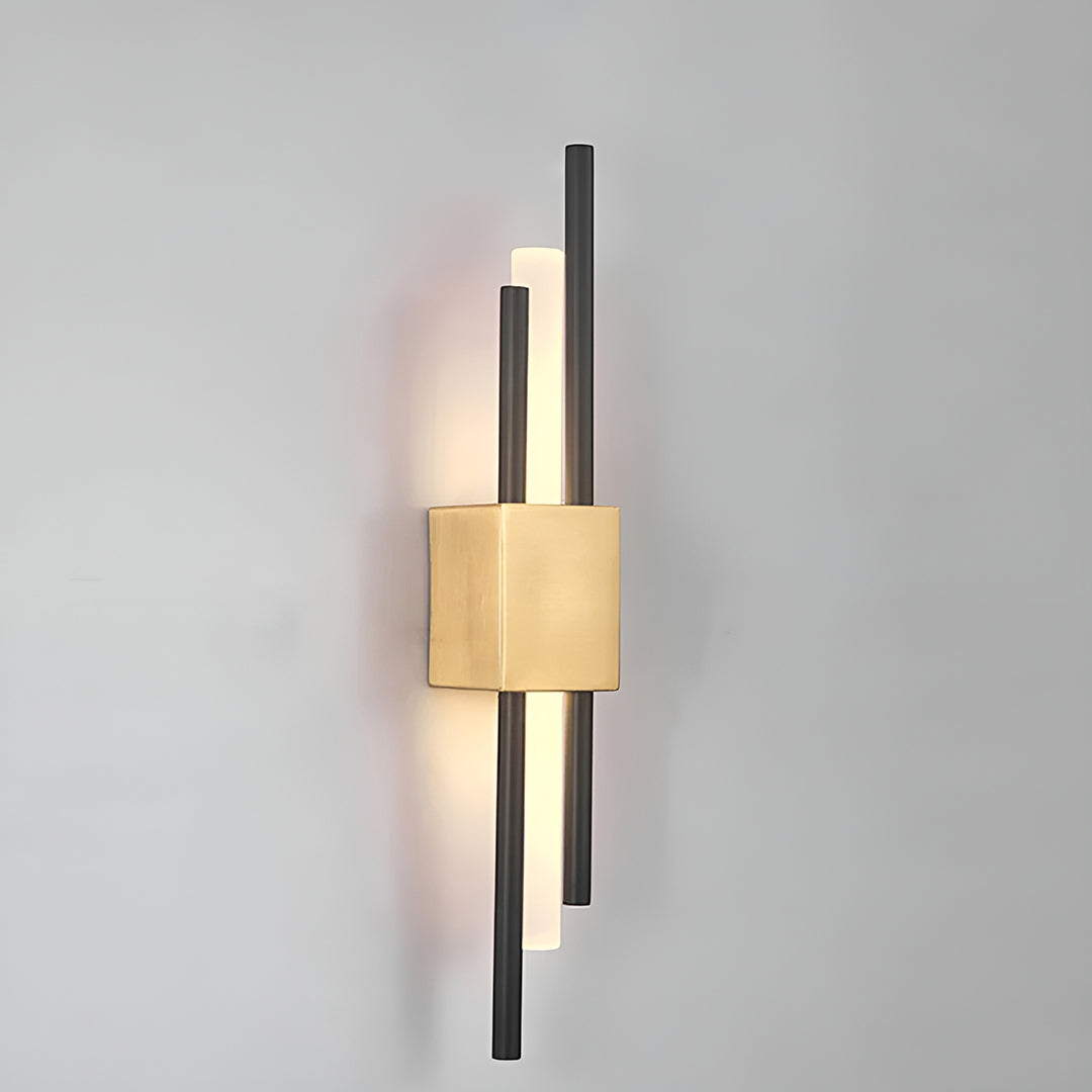 Sort Og Guld LED Væglampe I Luksuriøst Moderne Design