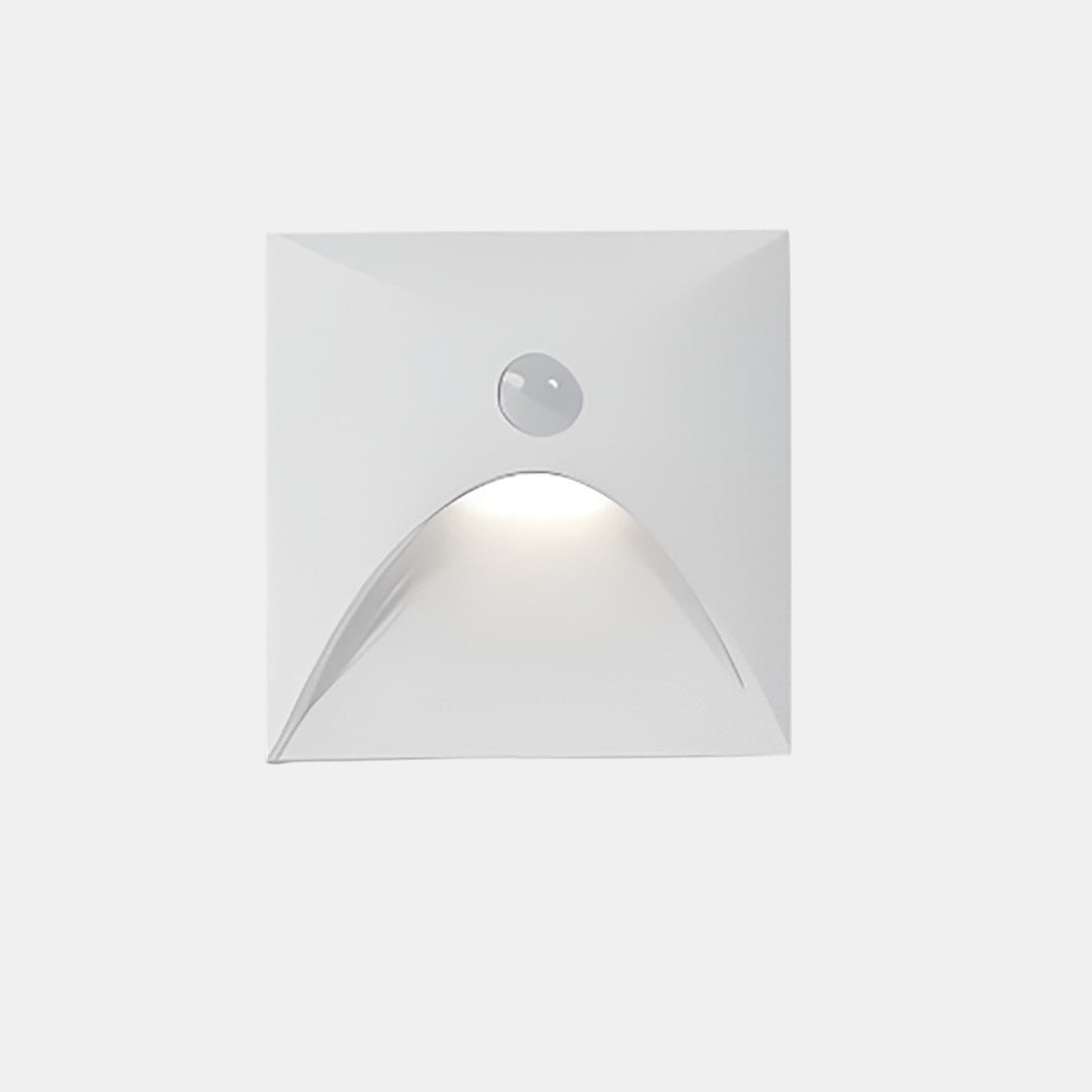 Aluminium LED væglampe til trappe – bevægelsessensor og IP65