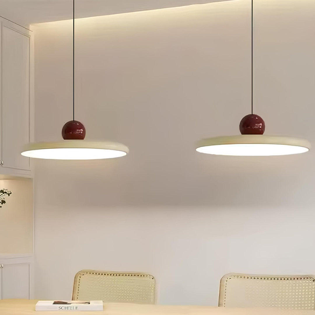 Bauhaus pendellampe – blankt skulpturelt LED design