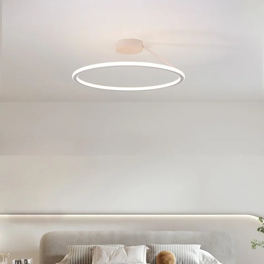 LED loftlampe – minimalistisk med justerbar belysning